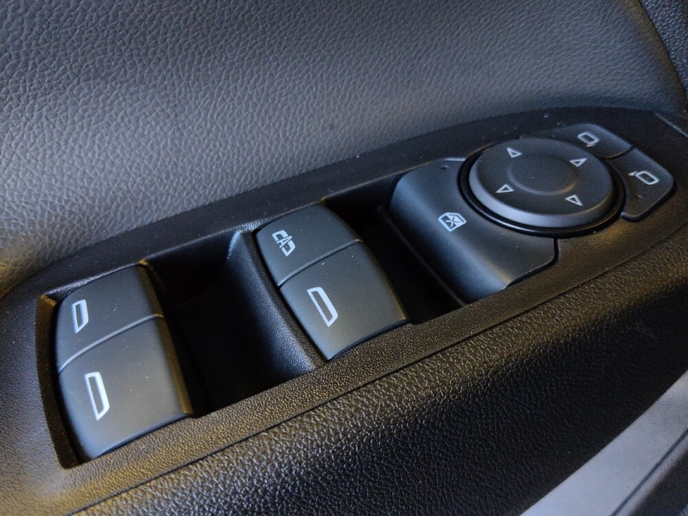 2019 Chevrolet Equinox in Houston, TX 77060 - 18099013 27