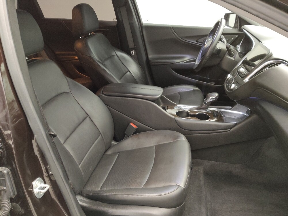 2021 Chevrolet Malibu in Houston, TX 77074 - 18099017 21