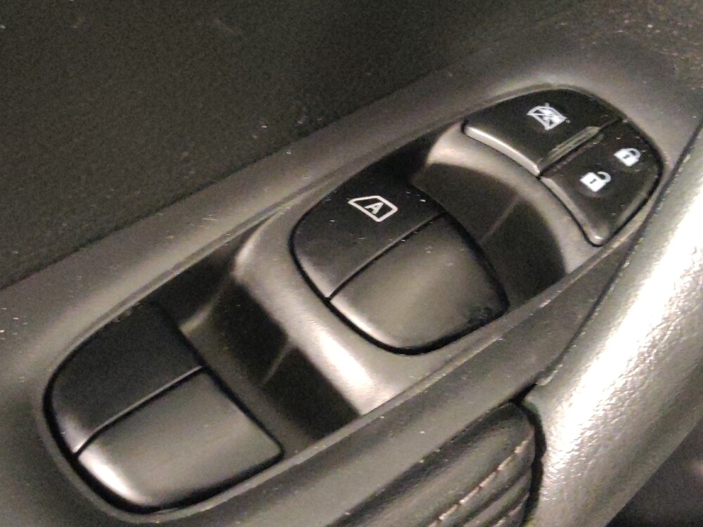 2017 Nissan Rogue in San Antonio, TX 78238 - 18099018 27