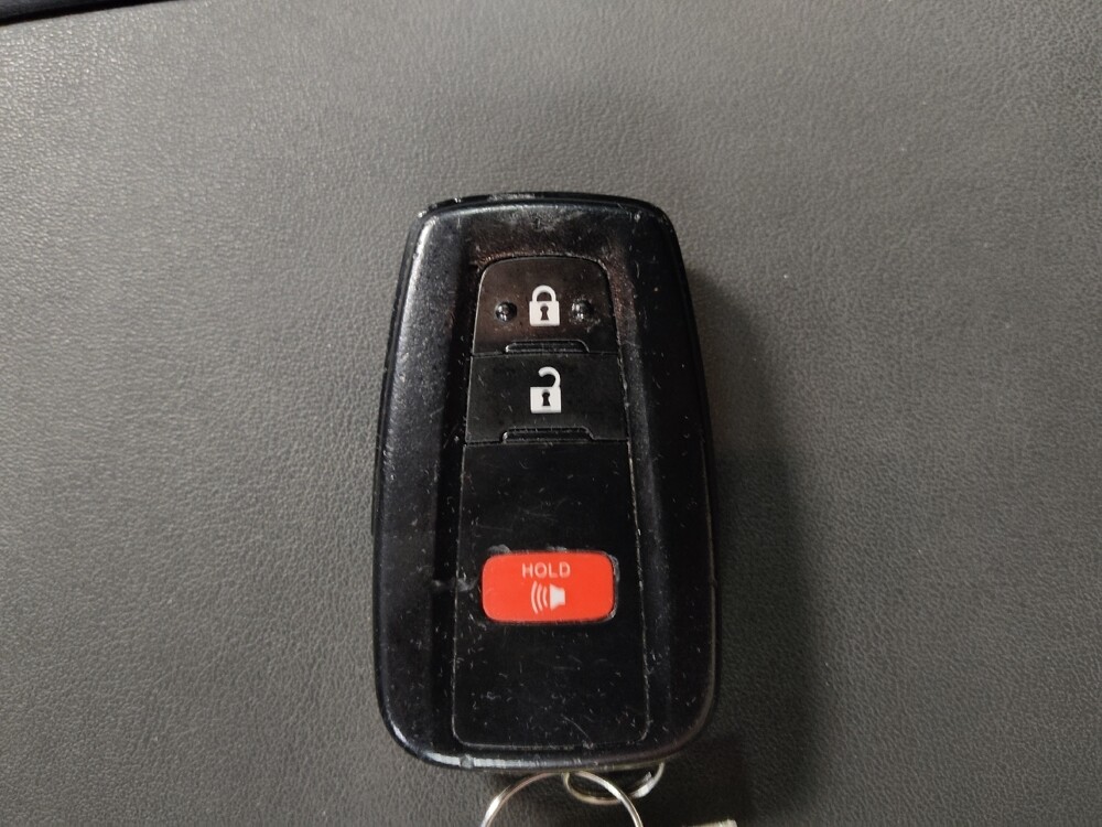 2022 Toyota Highlander in Fort Myers, FL 33907 - 18099019 32