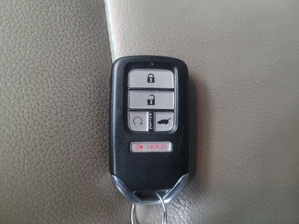 2022 Honda Pilot in Mishawaka, IN 46545 - 18099023 32