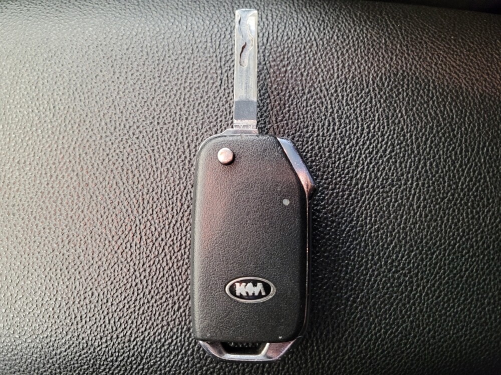 2021 Kia Forte in Torrance, CA 90504 - 18099034 32