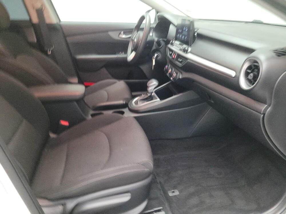 2021 Kia Forte in Torrance, CA 90504 - 18099034 21