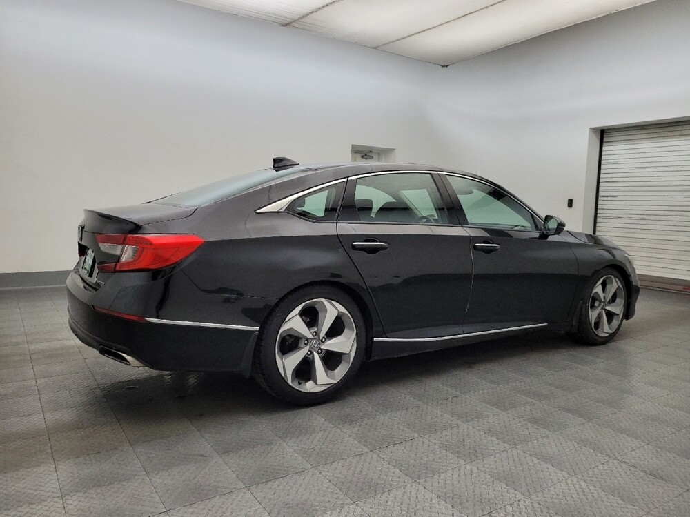 2018 Honda Accord in Glendale, AZ 85301 - 18099037 10