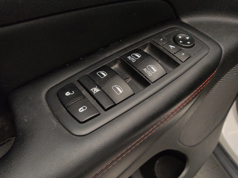 2019 Jeep Grand Cherokee in Denver, CO 80012 - 18099040 27