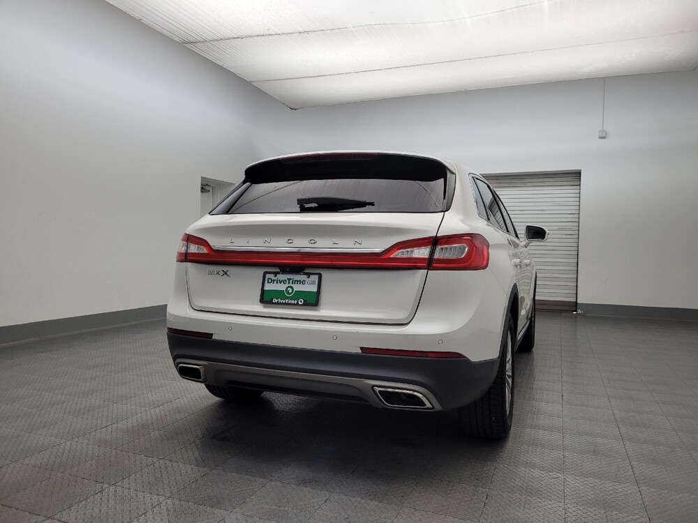 2016 Lincoln MKX in Glendale, AZ 85301 - 18099050 7