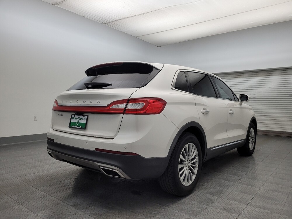 2016 Lincoln MKX in Glendale, AZ 85301 - 18099050 9