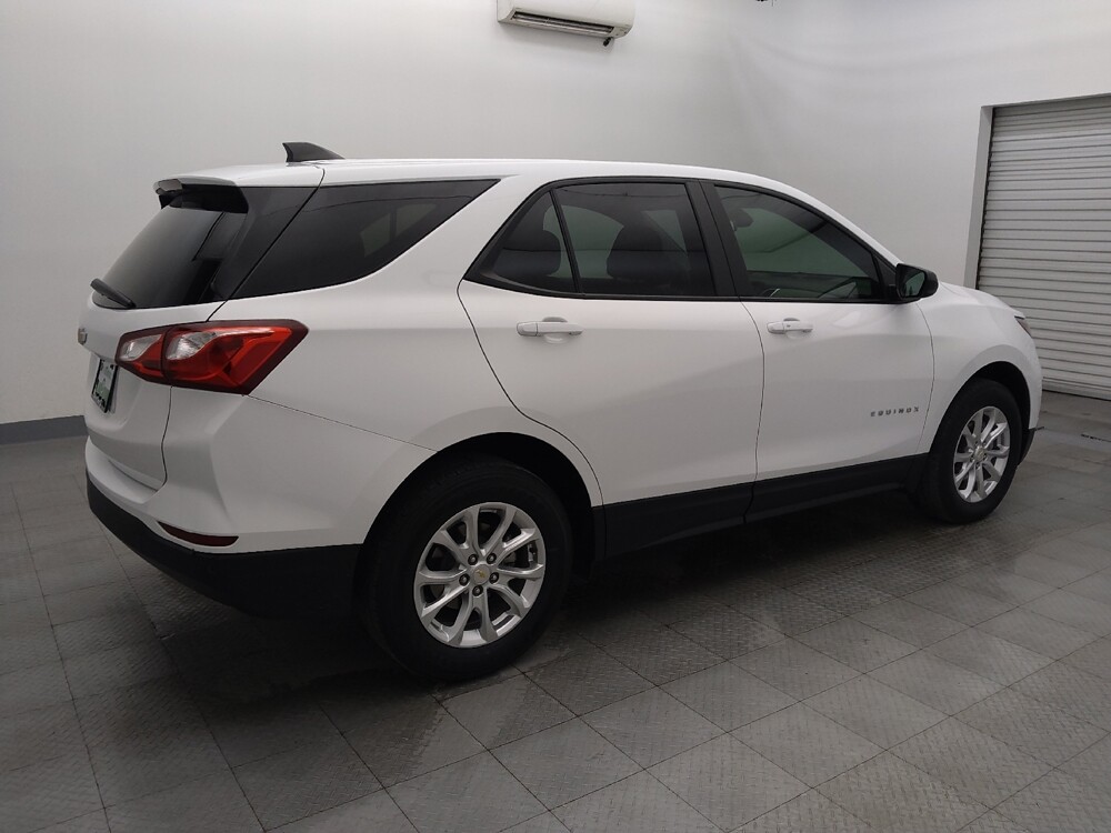 2021 Chevrolet Equinox in Houston, TX 77074 - 18099064 10
