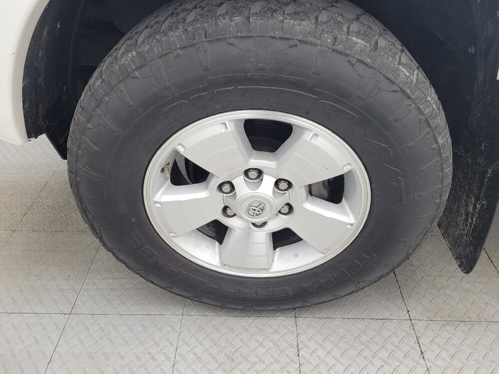 2015 Toyota Tacoma in Raleigh, NC 27604 - 18099067 31