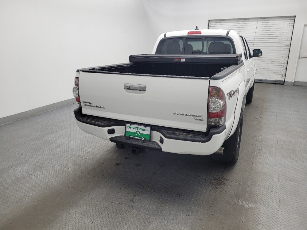 2015 Toyota Tacoma in Raleigh, NC 27604 - 18099067 7