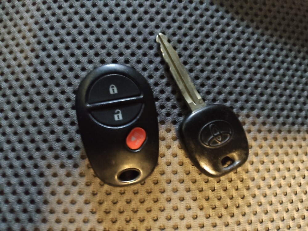 2015 Toyota Tacoma in Raleigh, NC 27604 - 18099067 32