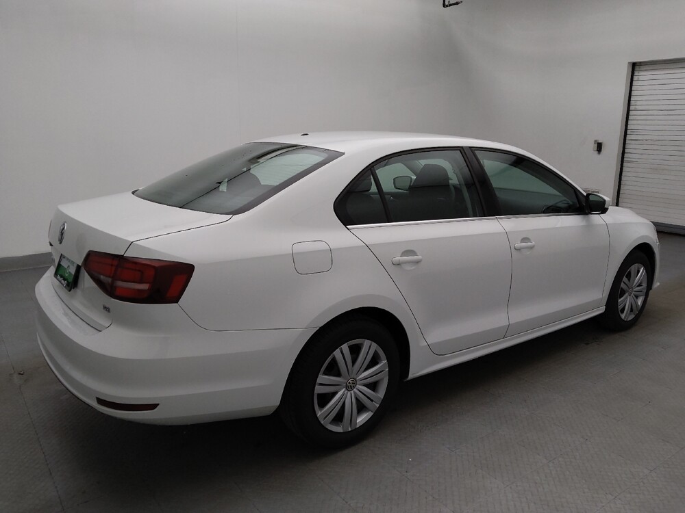 2017 Volkswagen Jetta in Winston-Salem, NC 27103 - 18099068 10
