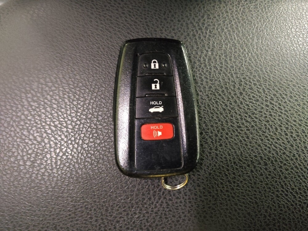 2020 Toyota Camry in Charleston, SC 29414 - 18099071 32