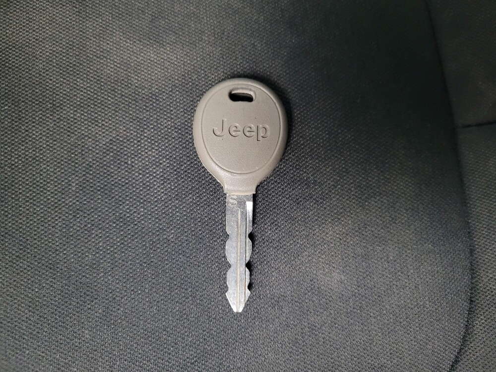 2016 Jeep Wrangler in Memphis, TN 38115 - 18099074 32