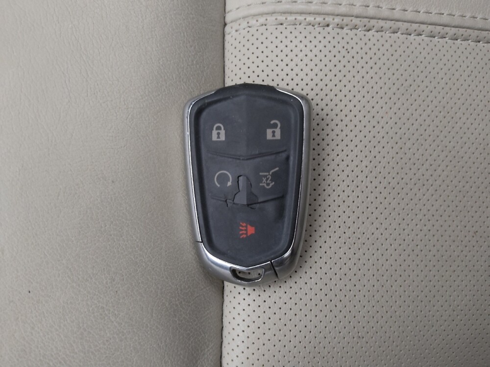 2015 Cadillac SRX in Greenville, SC 29607 - 18099085 32