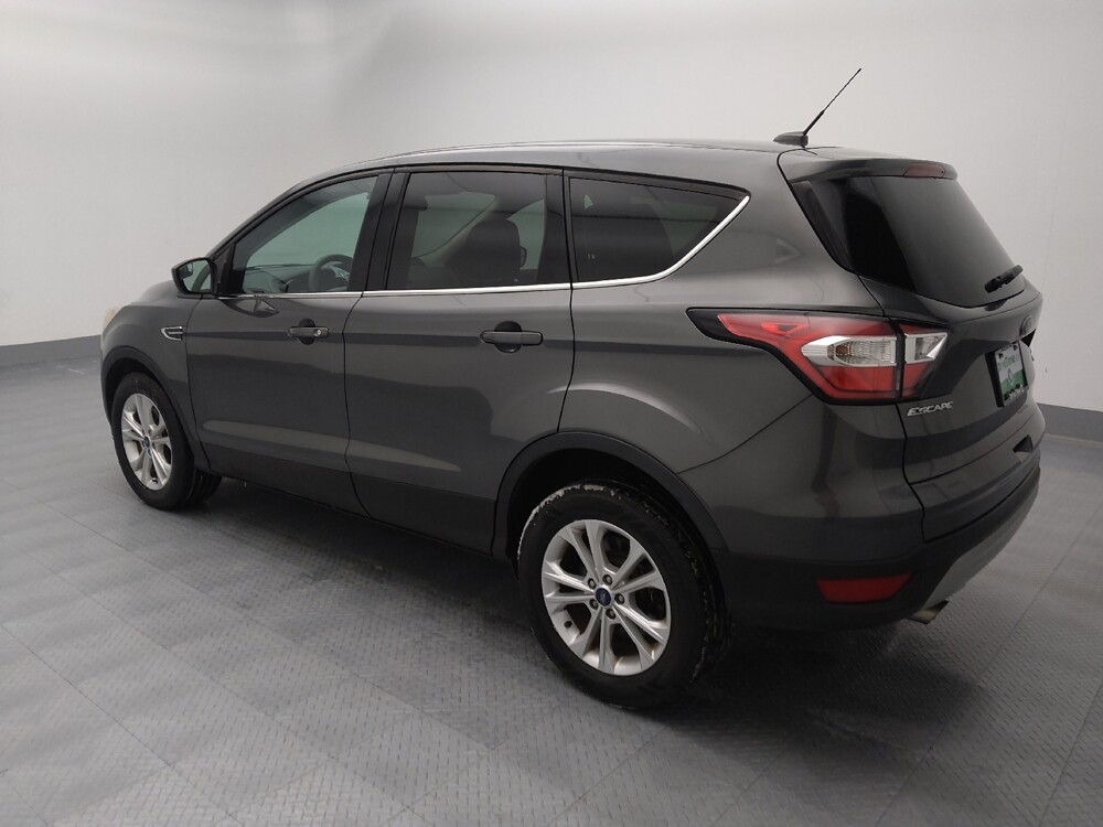 2017 Ford Escape in Springfield, MO 65807 - 18099087 3