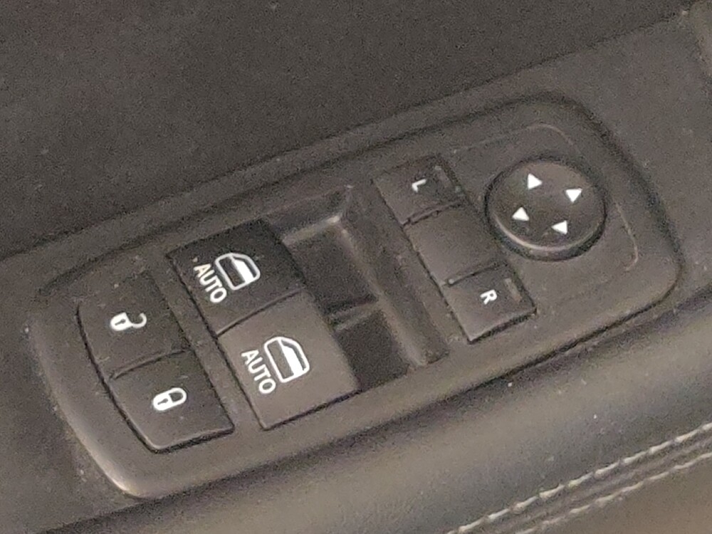 2018 Dodge Challenger in Tallahassee, FL 32304 - 18099089 27