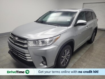 2018 Toyota Highlander in Highland, IN 46322