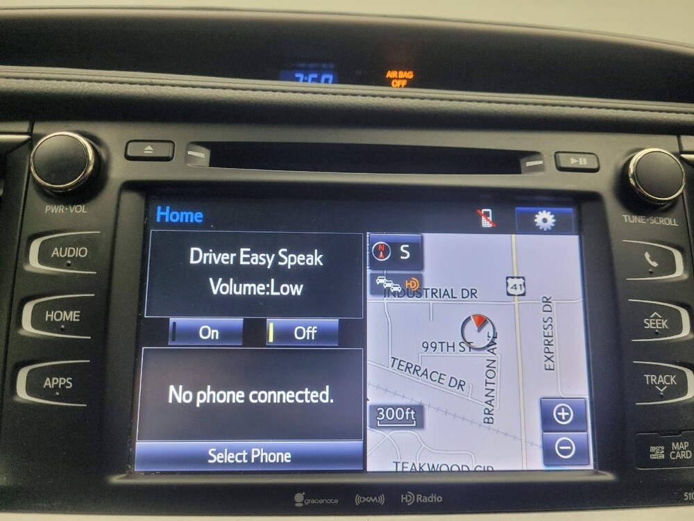 2018 Toyota Highlander in Highland, IN 46322 - 18099095 25