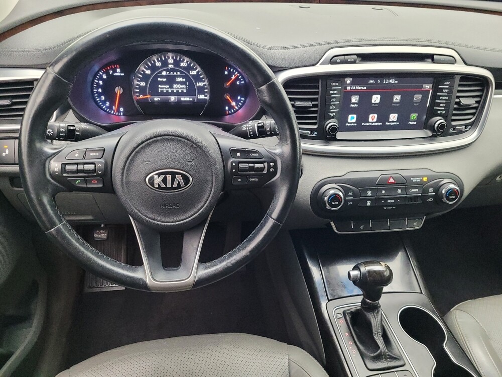 2016 Kia Sorento in Miami, FL 33157 - 18099097 22