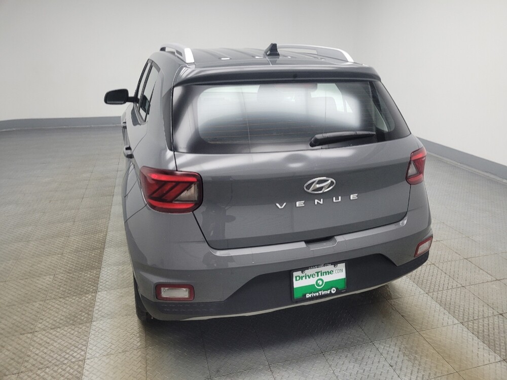 2020 Hyundai Venue in Indianapolis, IN 46222 - 18099102 6