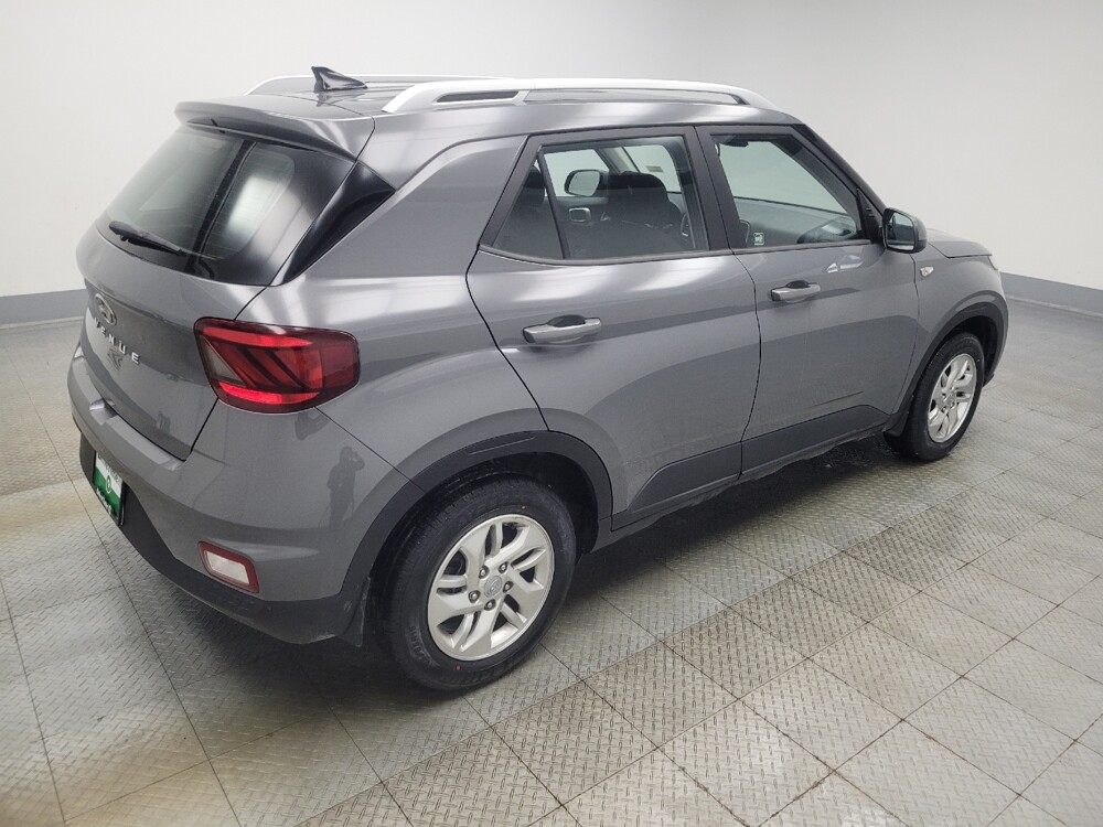 2020 Hyundai Venue in Indianapolis, IN 46222 - 18099102 10