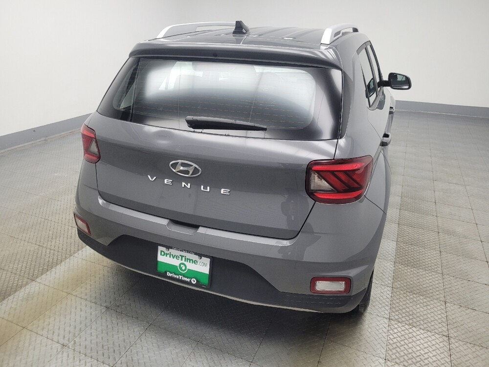 2020 Hyundai Venue in Indianapolis, IN 46222 - 18099102 7