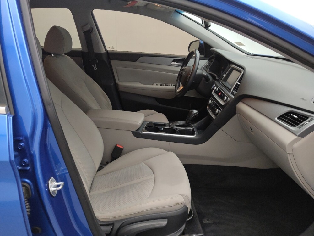2018 Hyundai Sonata in Gladstone, MO 64118 - 18099104 21