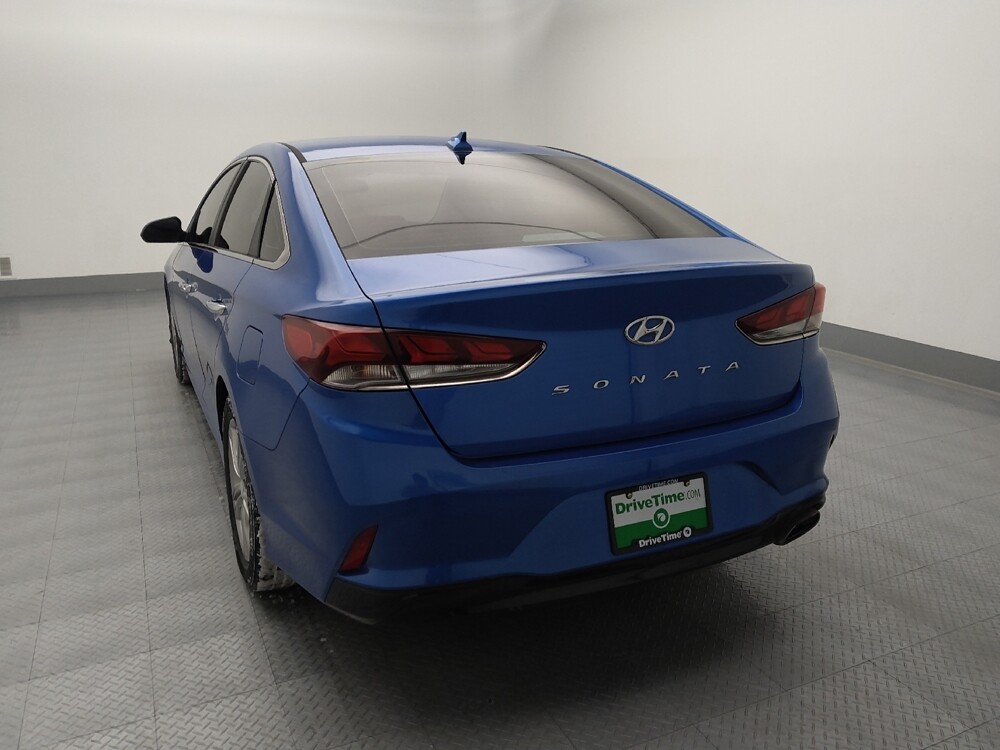 2018 Hyundai Sonata in Gladstone, MO 64118 - 18099104 6