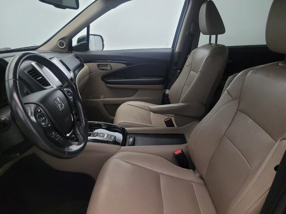 2017 Honda Pilot in Laurel, MD 20724 - 18099119 17