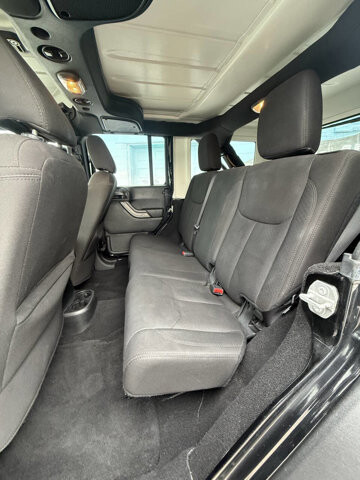 2017 Jeep Wrangler in Eastpointe, MI 48021 - 18099136 8