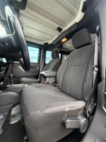 2017 Jeep Wrangler in Eastpointe, MI 48021 - 18099136 7