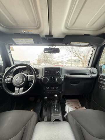 2017 Jeep Wrangler in Eastpointe, MI 48021 - 18099136 6