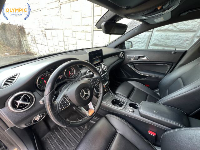 2018 Mercedes-Benz CLA 250 in Decatur, GA 30032 - 18099137 31