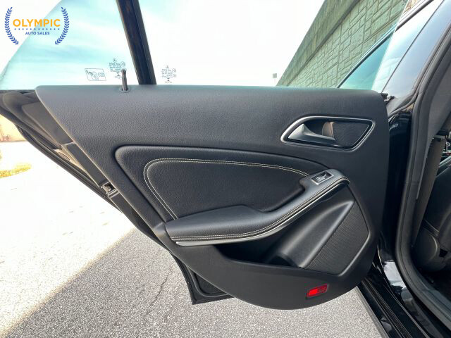 2018 Mercedes-Benz CLA 250 in Decatur, GA 30032 - 18099137 27