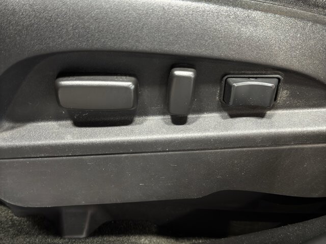 2017 Chevrolet Equinox in Burlington, WI 53105 - 18099139 14