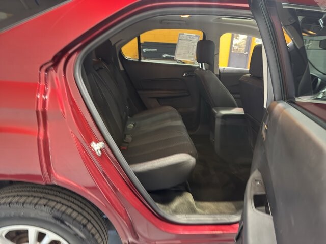 2017 Chevrolet Equinox in Burlington, WI 53105 - 18099139 18