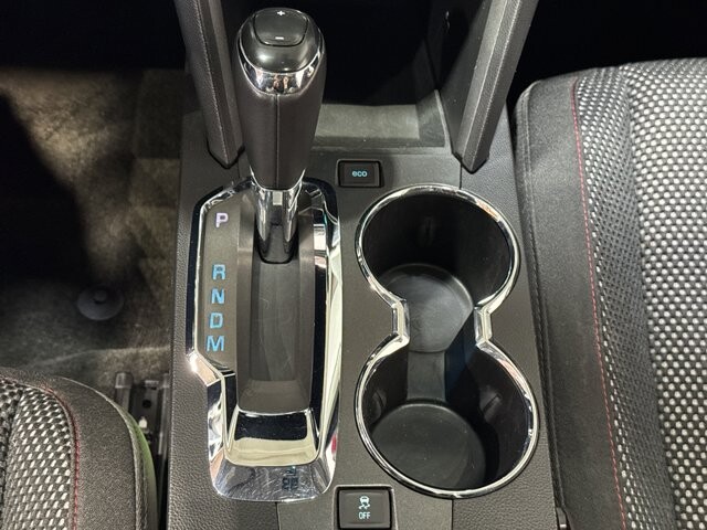 2017 Chevrolet Equinox in Burlington, WI 53105 - 18099139 28