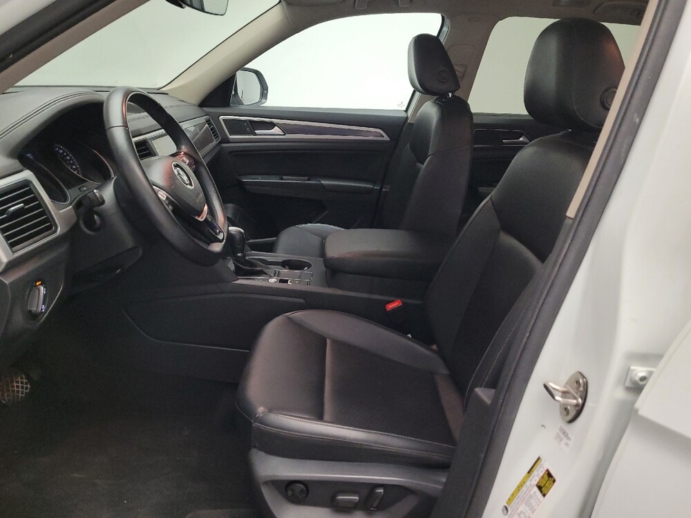 2019 Volkswagen Atlas in Montclair, CA 91763 - 18099142 17