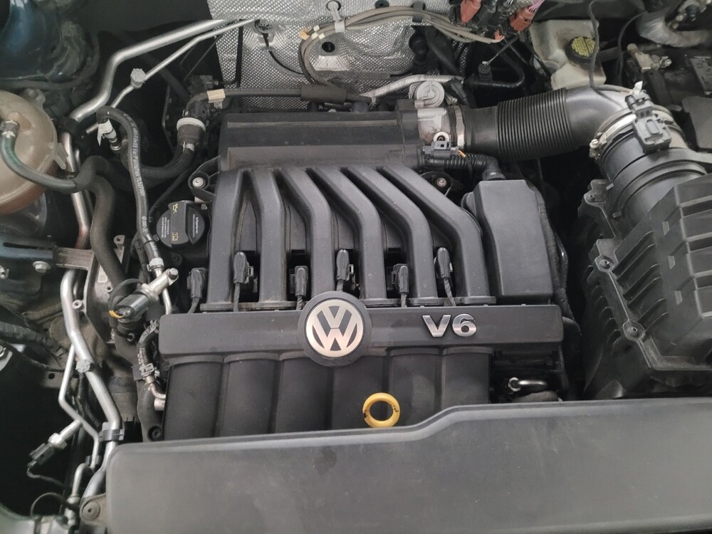 2020 Volkswagen Atlas in Fresno, CA 93726 - 18099144 30