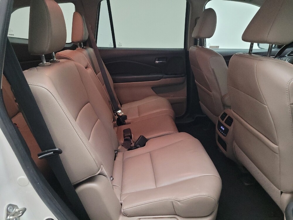 2018 Honda Pilot in Downey, CA 90241 - 18099146 19