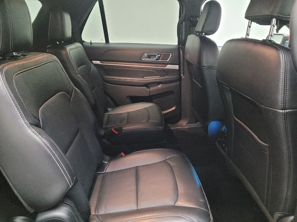 2018 Ford Explorer in Downey, CA 90241 - 18099147 19