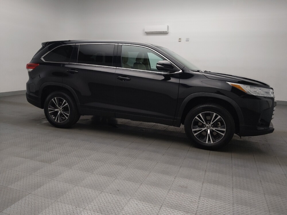 2019 Toyota Highlander in El Paso, TX 79907 - 18099148 11