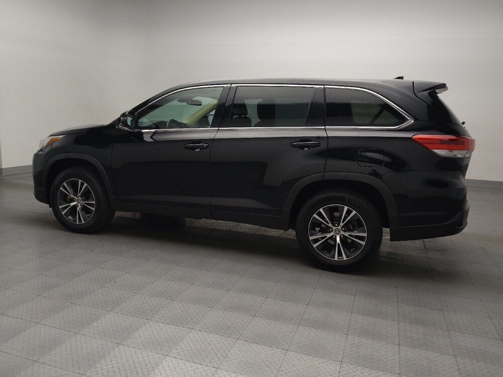 2019 Toyota Highlander in El Paso, TX 79907 - 18099148 3