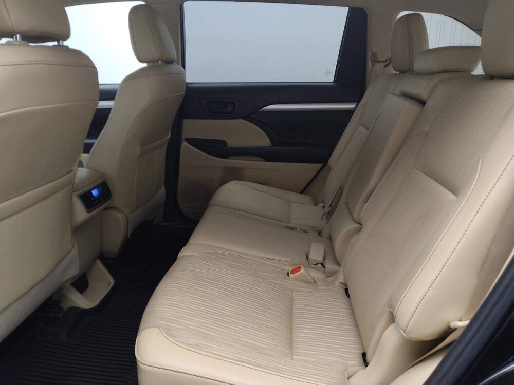 2019 Toyota Highlander in El Paso, TX 79907 - 18099148 18