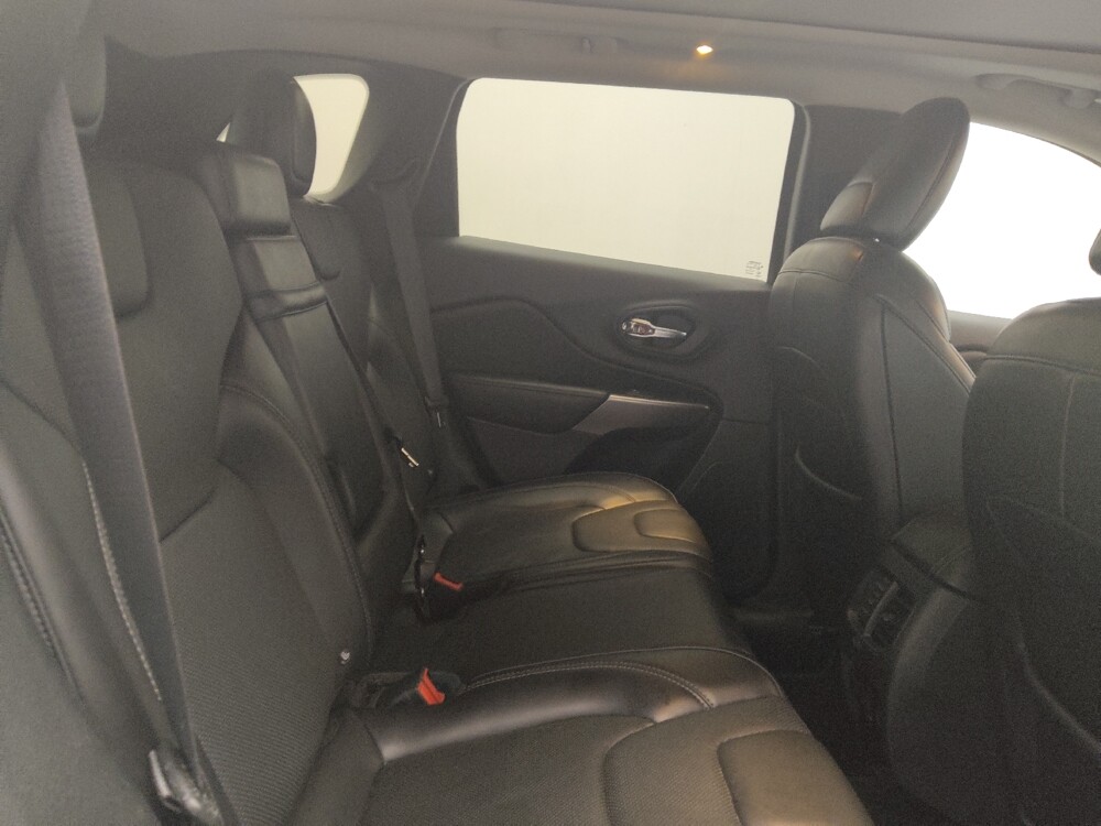 2019 Jeep Cherokee in Union City, GA 30291 - 18099150 19