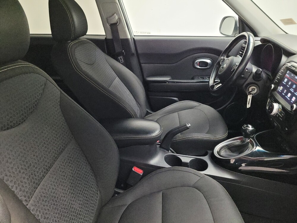 2016 Kia Soul in Downey, CA 90241 - 18099151 21