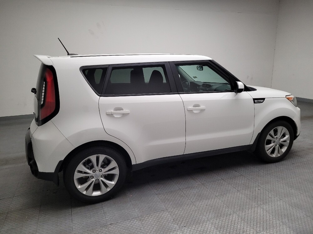 2016 Kia Soul in Downey, CA 90241 - 18099151 10