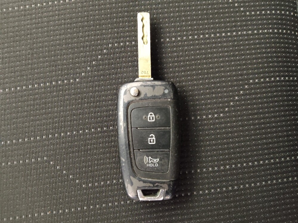 2021 Hyundai Venue in Miami, FL 33157 - 18099153 32