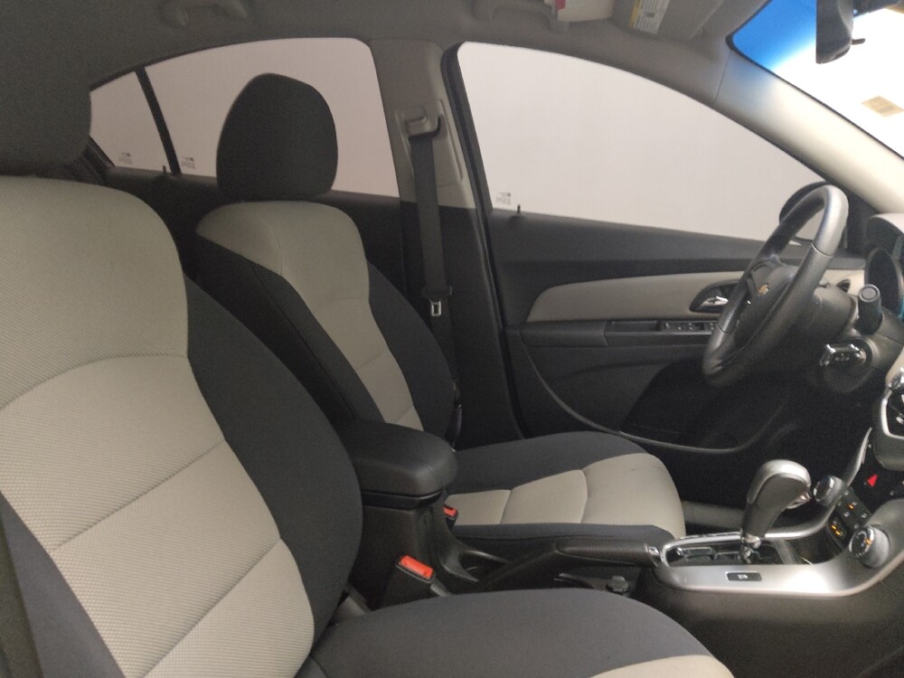 2016 Chevrolet Cruze in Union City, GA 30291 - 18099163 21